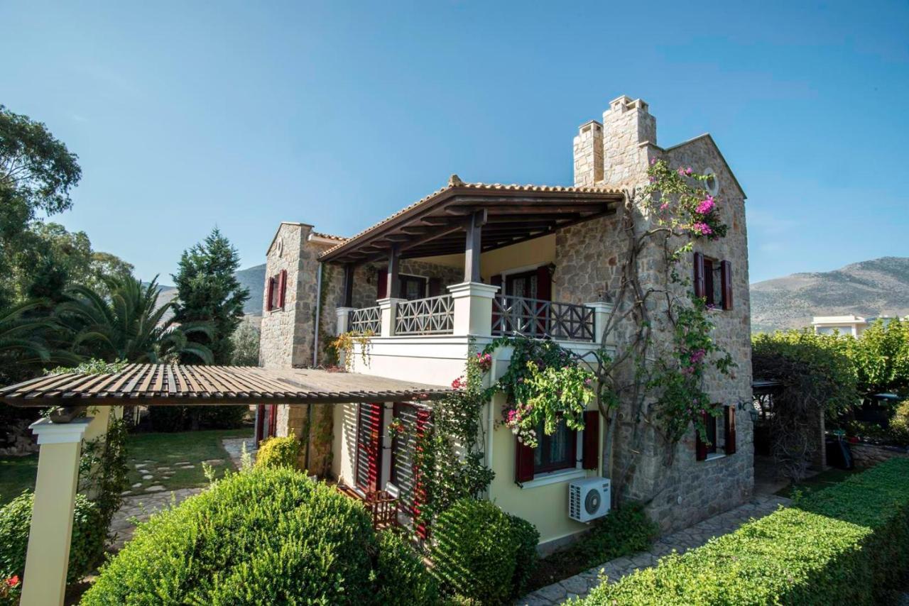 Вилла Galaxidi Mansion Экстерьер фото
